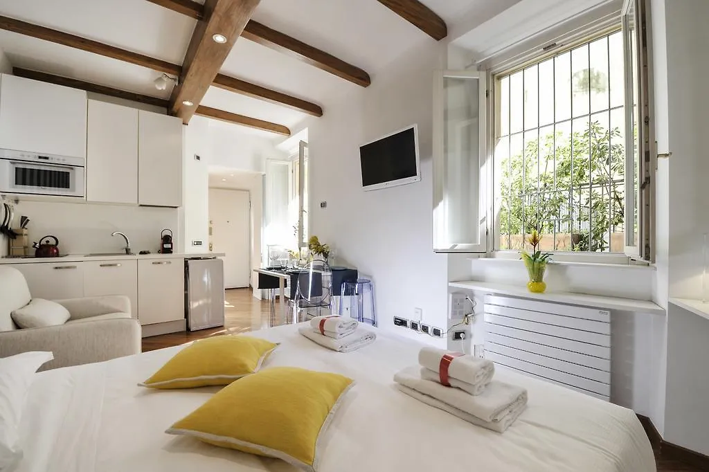 Manzoni Studio Apartment Milan